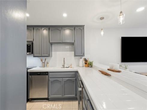 17200 Newhope 204 , Fountain Valley, CA