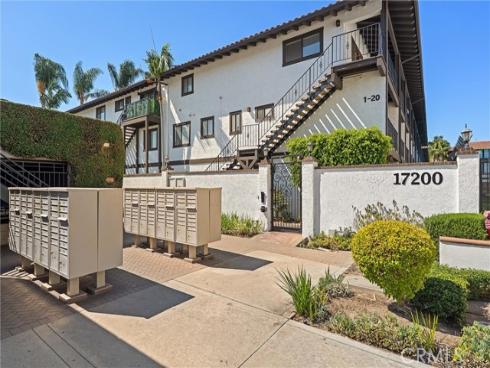17200 Newhope 204 , Fountain Valley, CA