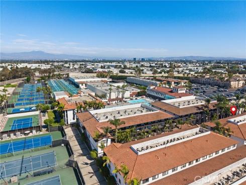 17200 Newhope 204 , Fountain Valley, CA