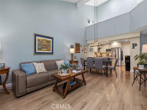 18261 Sanmian Court, Fountain Valley, CA