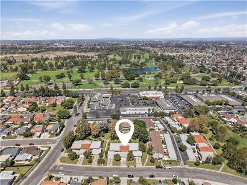 10803 Los Jardines , Fountain Valley, CA