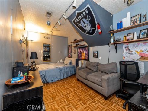 2946  Pembroke   Court, Fullerton, CA