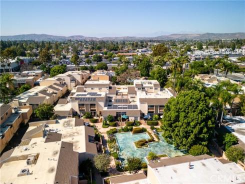 2946  Pembroke   Court, Fullerton, CA