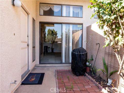 2946  Pembroke   Court, Fullerton, CA