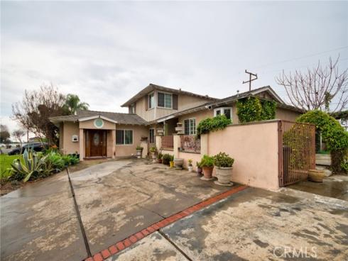 2533  Thorn   Place, Fullerton, CA