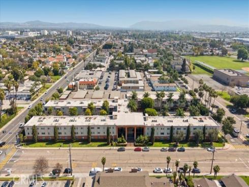 400 N Acacia  D35  Avenue, Fullerton, CA