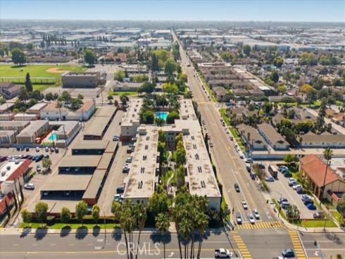 400 N Acacia  D35  Avenue, Fullerton, CA