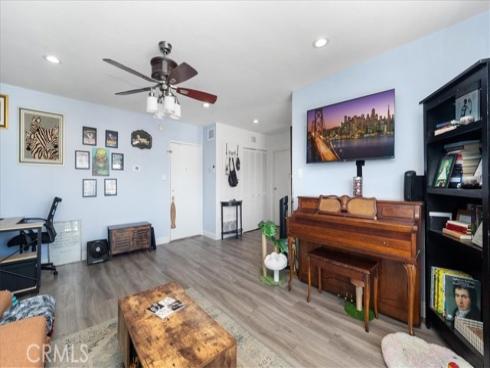 400 N Acacia  D35  Avenue, Fullerton, CA