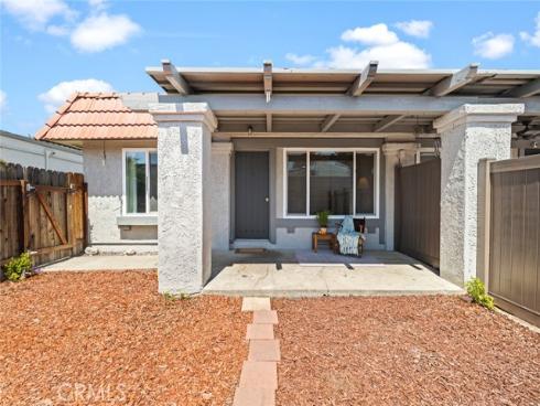 2670 Andover 22C Avenue, Fullerton, CA