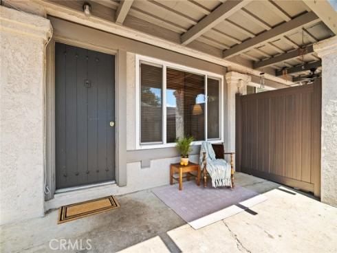 2670 Andover 22C Avenue, Fullerton, CA