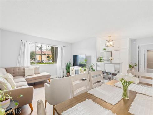 400 N Acacia  B12  Avenue, Fullerton, CA