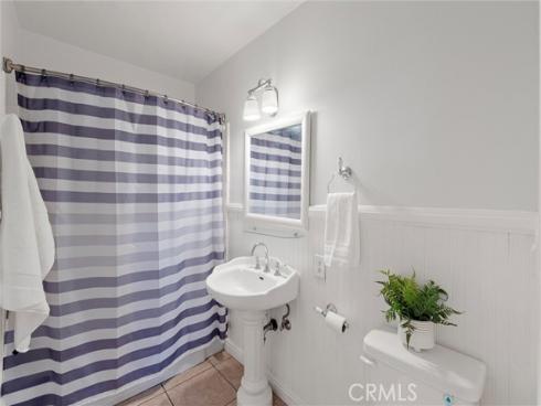 1349  Shadow  217 (H)  Lane, Fullerton, CA