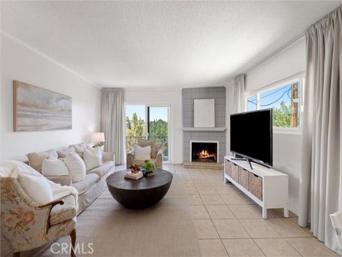 1349  Shadow  217 (H)  Lane, Fullerton, CA