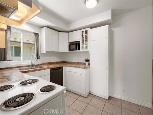 1349  Shadow  217 (H)  Lane, Fullerton, CA