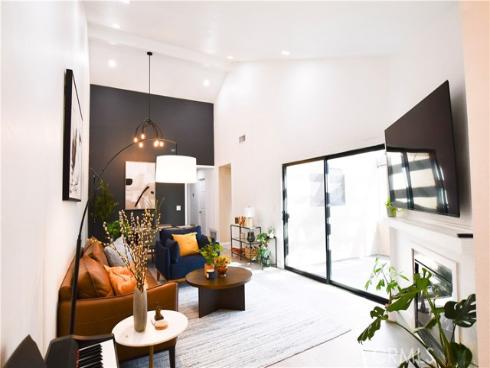 3093  Brea  16  Boulevard, Fullerton, CA