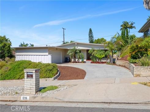 1219 N. Raymond Avenue