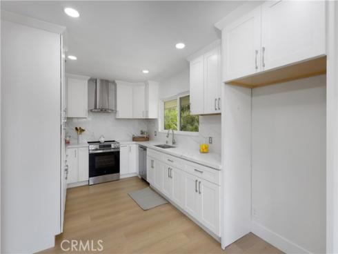 1219 N Raymond   Avenue, Fullerton, CA