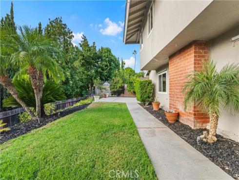 1481  Kensington   Drive, Fullerton, CA