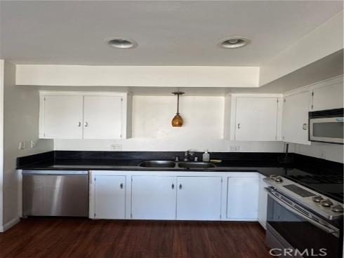 1600 S Pomona C3 Avenue, Fullerton, CA