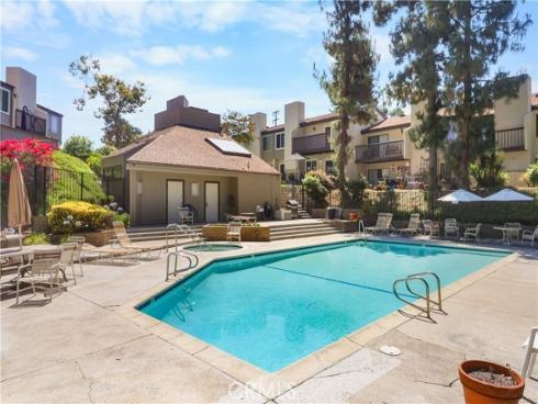 2827  Park Vista   Court, Fullerton, CA