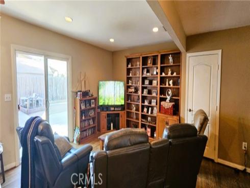 443 W Southgate   Avenue, Fullerton, CA