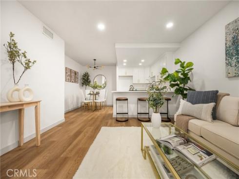 3010  Associated  122  Road, Fullerton, CA