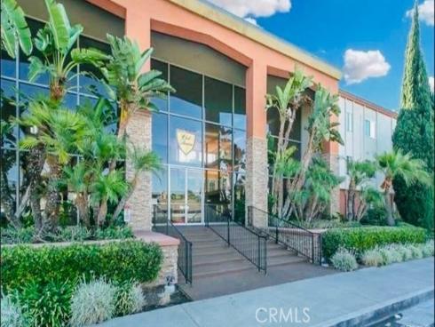 400 N. Acacia Ave.a17