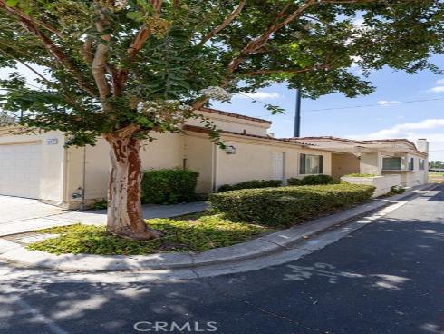 407  Thunderbird   Court, Fullerton, CA