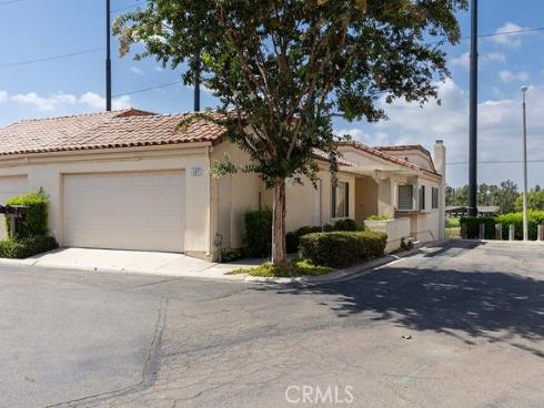407  Thunderbird   Court, Fullerton, CA