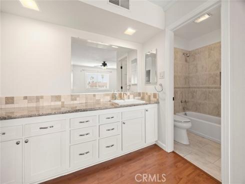 400 N Acacia  C33  Avenue, Fullerton, CA