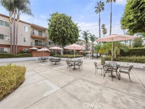 400 N Acacia  C33  Avenue, Fullerton, CA