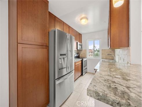 400 N Acacia  C33  Avenue, Fullerton, CA