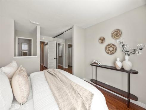 3055  Brea  4  Boulevard, Fullerton, CA