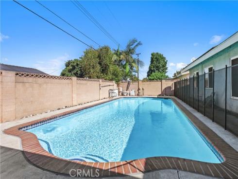 1519  Lovering  , Fullerton, CA