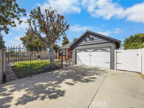 1501  Revere  , Fullerton, CA