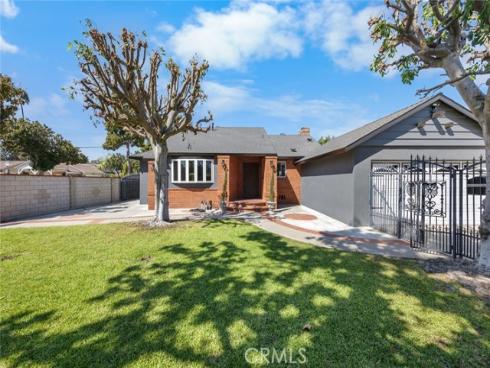 1501  Revere  , Fullerton, CA