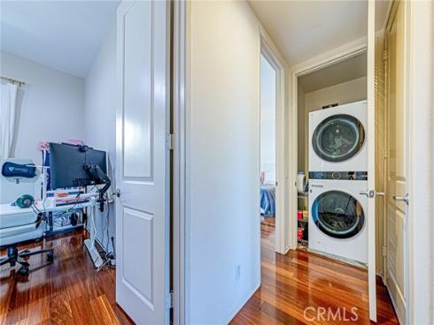 309  Metro   Court, Fullerton, CA