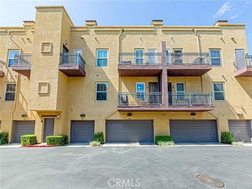 309  Metro   Court, Fullerton, CA