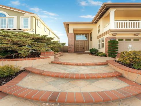 2530  Tuscany Way  , Fullerton, CA