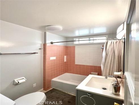 714 E Chapman   Avenue, Fullerton, CA