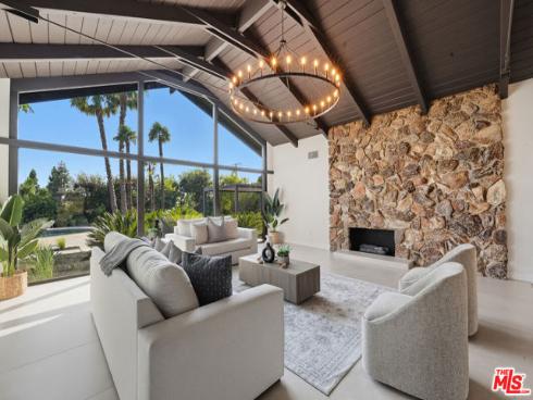 1920  Yucca   Avenue, Fullerton, CA