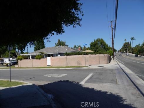 2454  Beacon   Street, Fullerton, CA