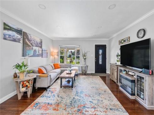 1425 W Woodcrest   Avenue, Fullerton, CA