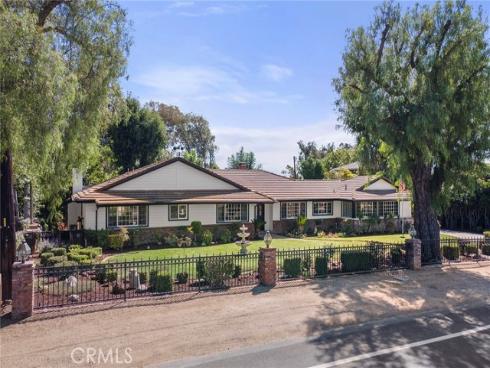 1216 W Valencia Mesa   Drive, Fullerton, CA