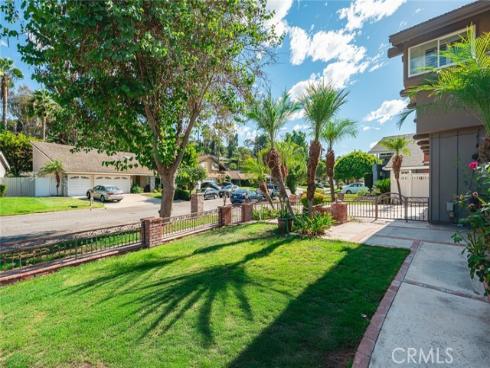 2073  Smokewood  , Fullerton, CA