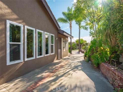 2073  Smokewood  , Fullerton, CA