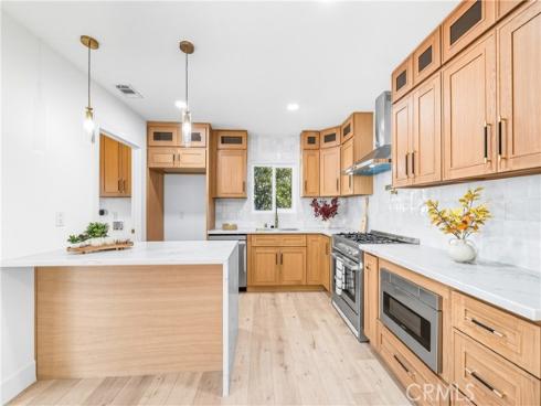 830  Delphine   Place, Fullerton, CA