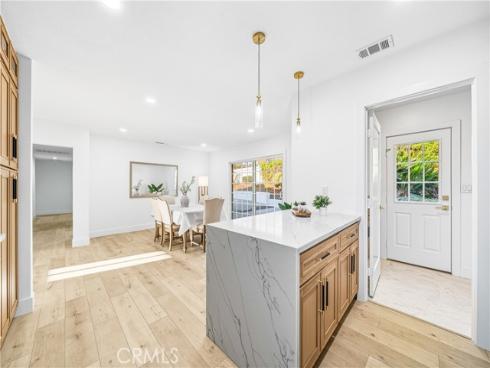 830  Delphine   Place, Fullerton, CA