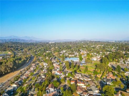 830  Delphine   Place, Fullerton, CA