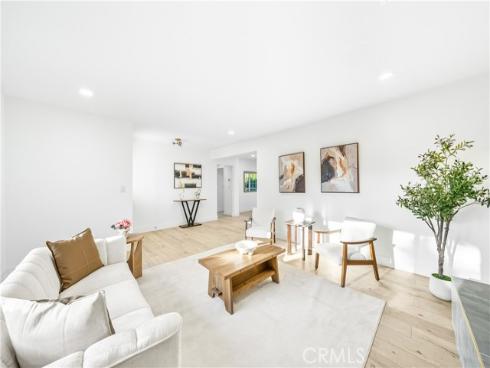 830  Delphine   Place, Fullerton, CA